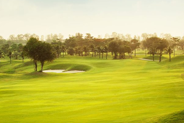 สนาม พัฒนา สปอร์ต รีสอร์ท