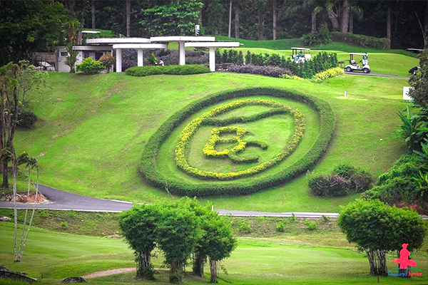 สนาม บลูแคนยอน คันทรี คลับ (Lakes Course)